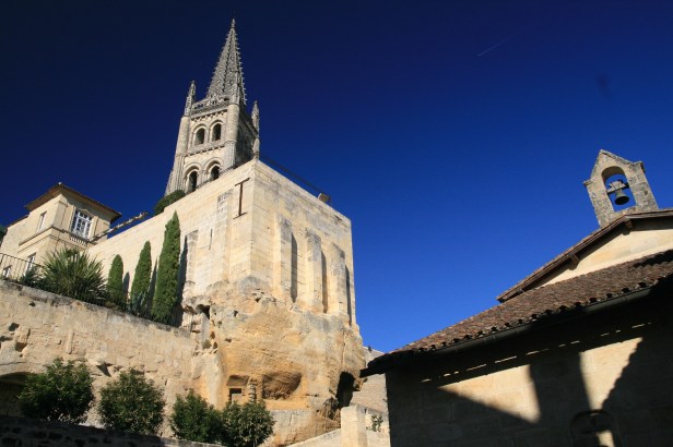 All-in-one : Church, Cathedral and Hermit's cave